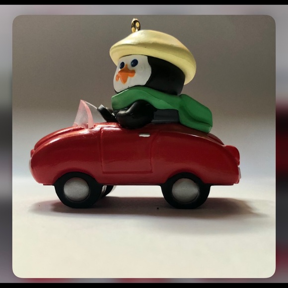 Hallmark Polar Sport Penguin inCar Ornament in box - Picture 10 of 10